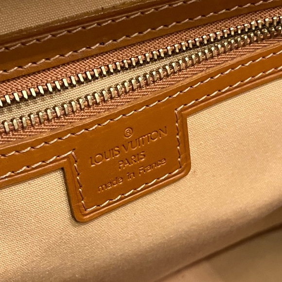 Authentic Louis Vuitton Mini Lin Josephine PM - Picture 8 of 15